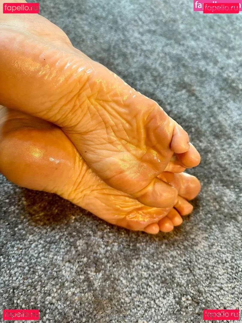 barefootgoddessbri Onlyfans Photo Gallery 