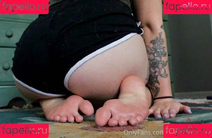 sunni.footplay Onlyfans Photo Gallery 