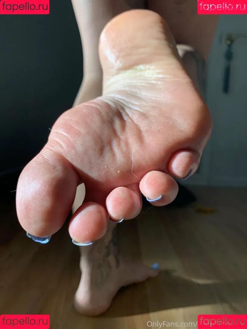 sunni.footplay Onlyfans Photo Gallery 