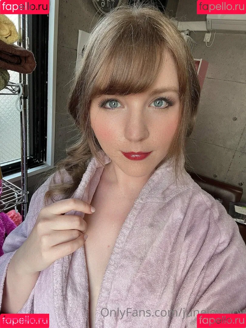 junelovejoy Onlyfans Photo Gallery 