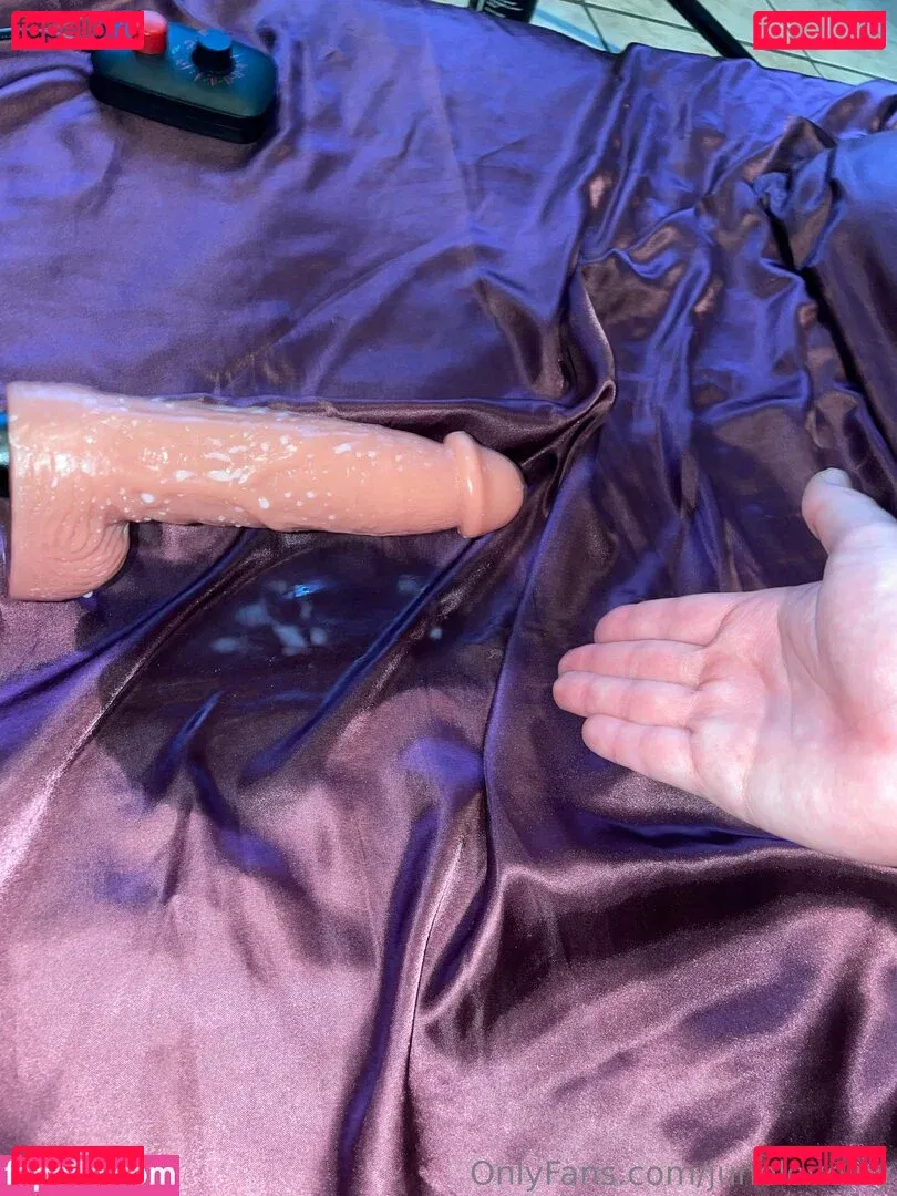 junelovejoy Onlyfans Photo Gallery 