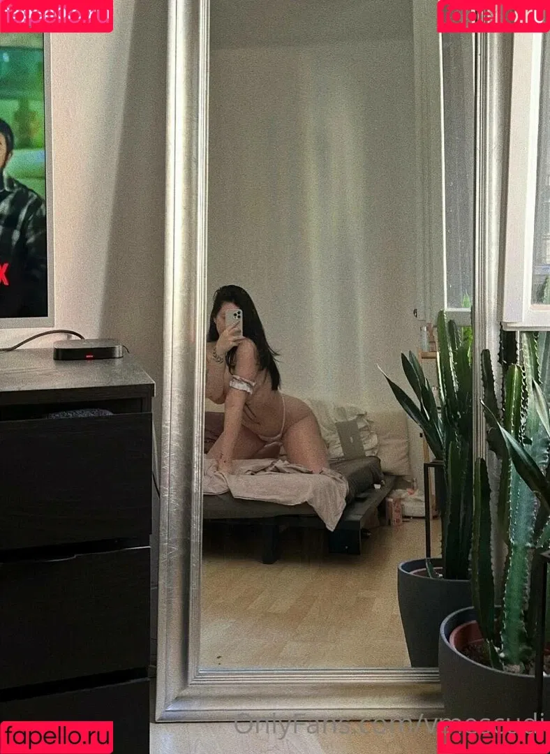 vmescudi Onlyfans Photo Gallery 
