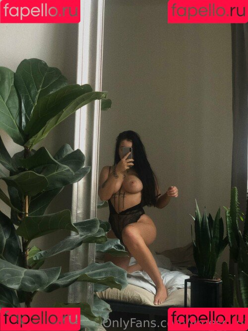 vmescudi Onlyfans Photo Gallery 