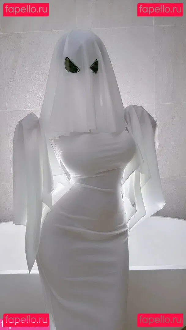 Mikomikoww Onlyfans Photo Gallery 