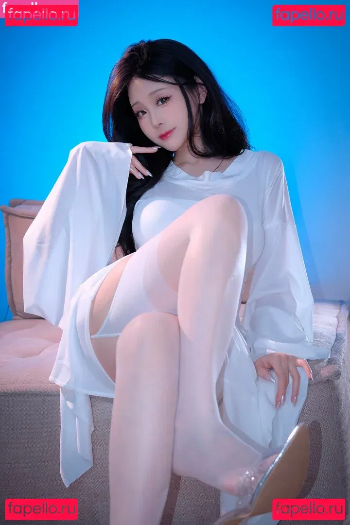 Mikomikoww Onlyfans Photo Gallery 