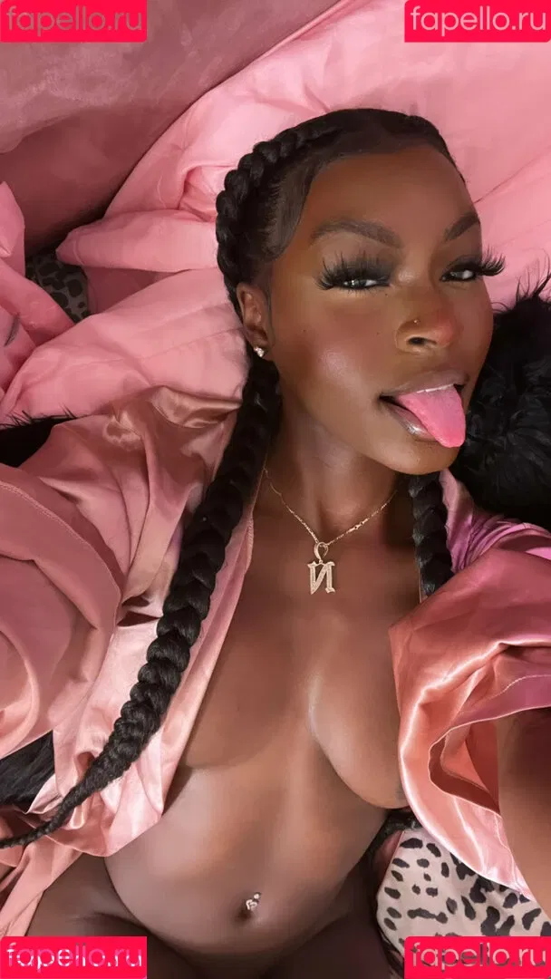 juiicyyyfruit Onlyfans Photo Gallery 