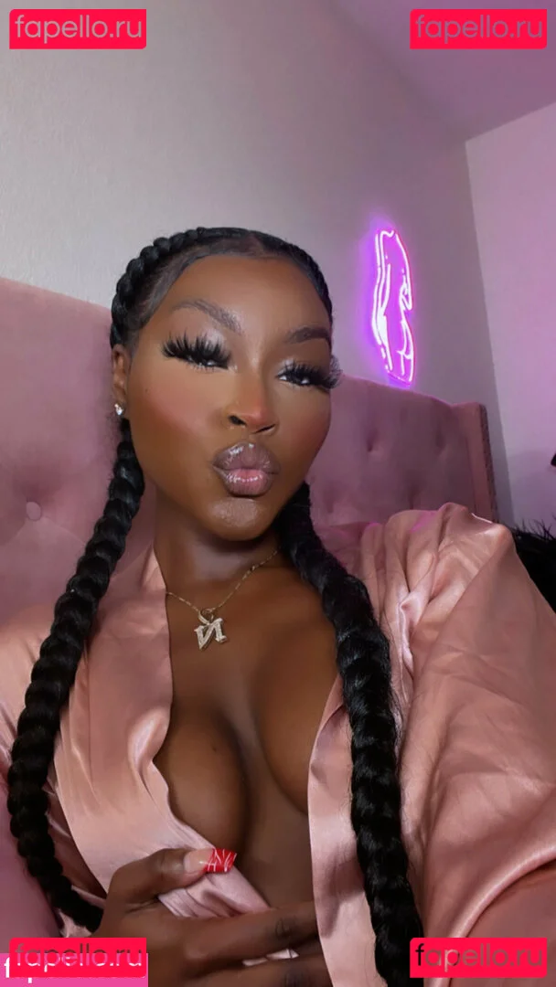 juiicyyyfruit Onlyfans Photo Gallery 