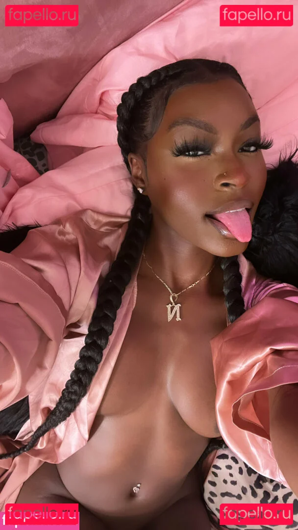 juiicyyyfruit Onlyfans Photo Gallery 