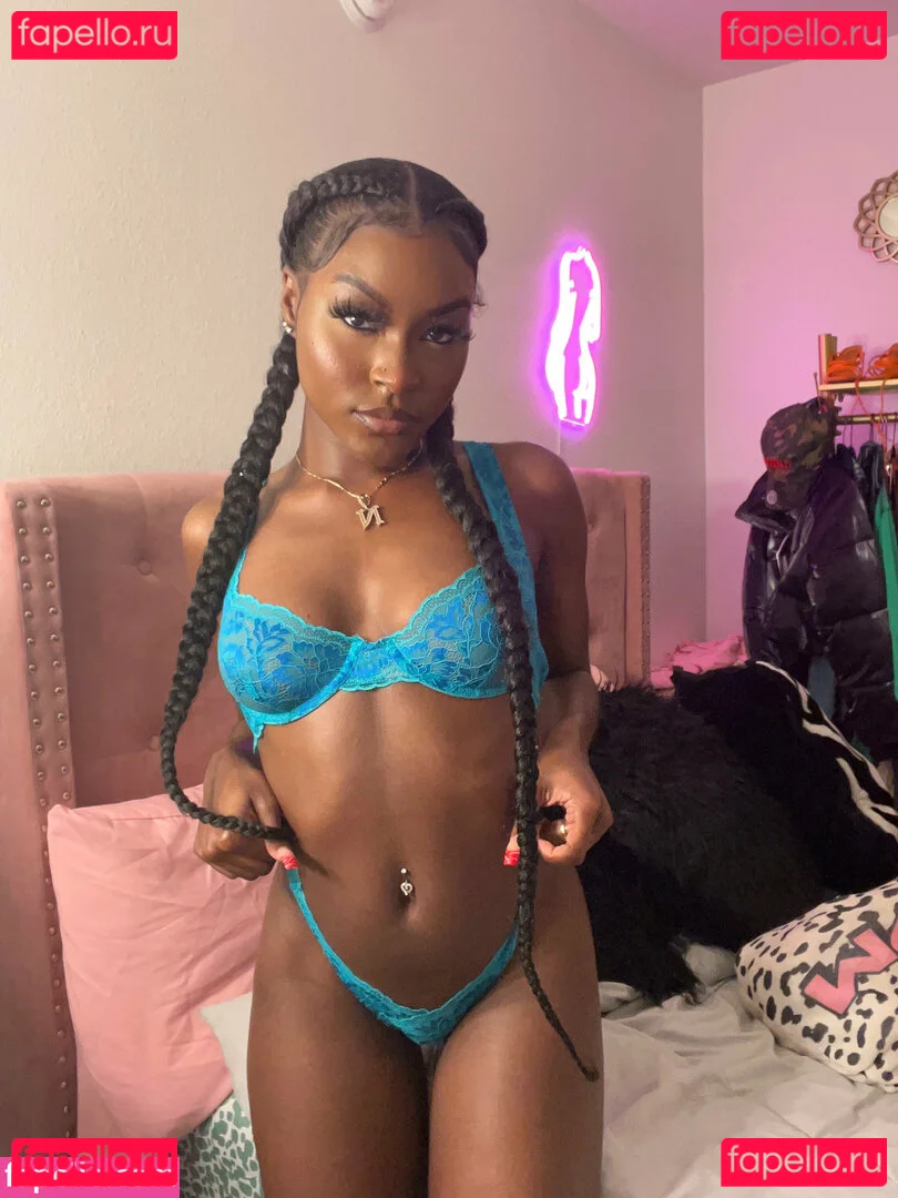 juiicyyyfruit Onlyfans Photo Gallery 