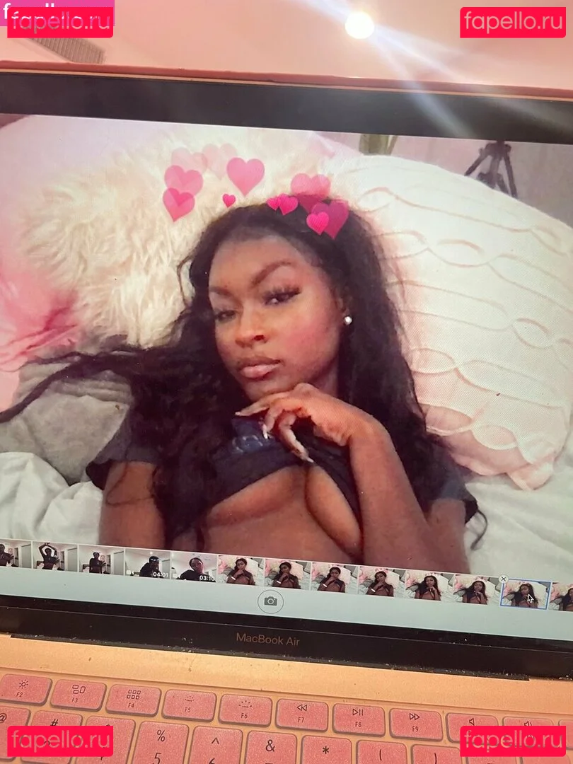 juiicyyyfruit Onlyfans Photo Gallery 