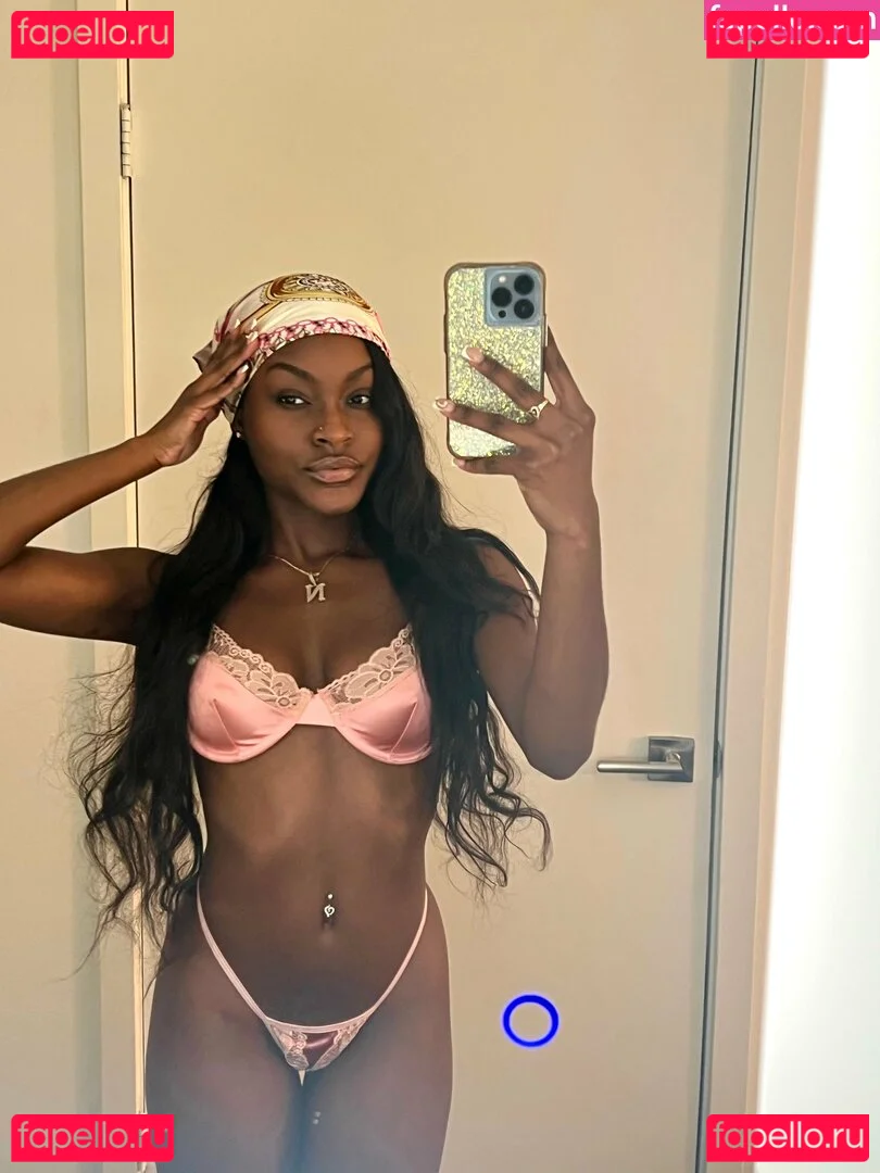 juiicyyyfruit Onlyfans Photo Gallery 