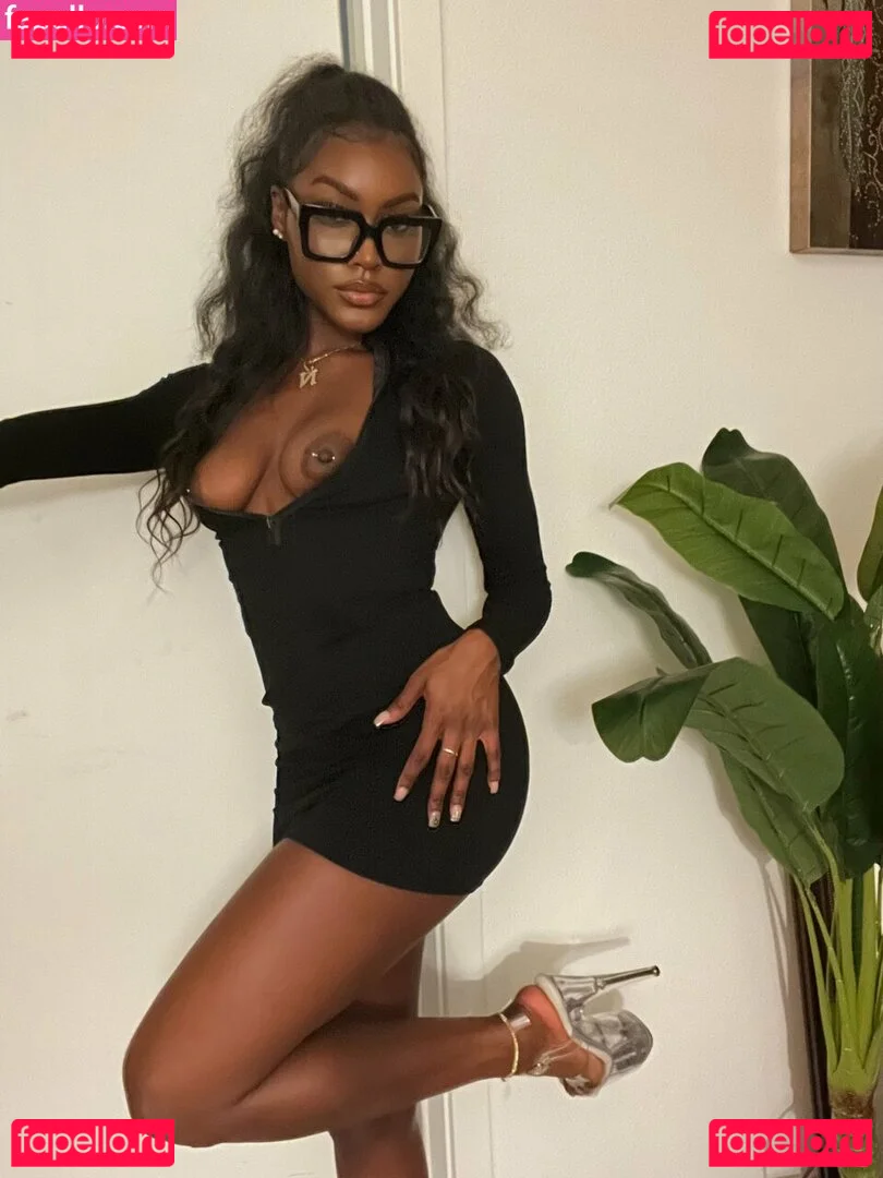 juiicyyyfruit Onlyfans Photo Gallery 