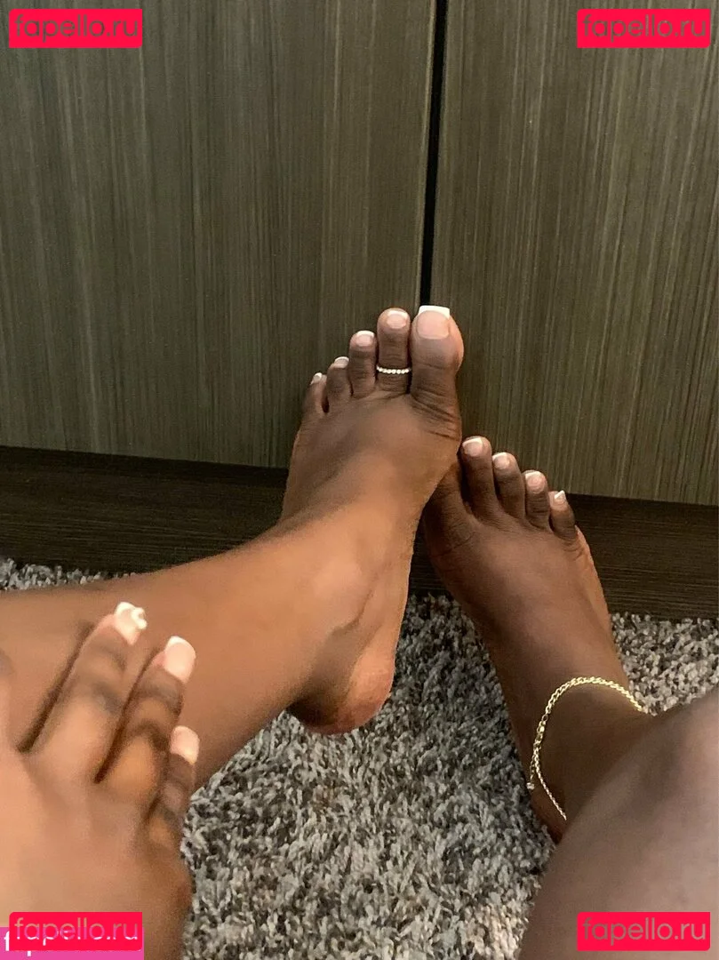 juiicyyyfruit Onlyfans Photo Gallery 