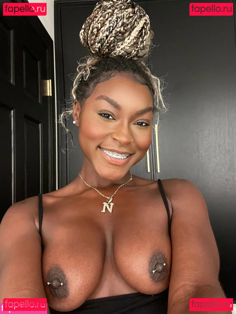 juiicyyyfruit Onlyfans Photo Gallery 