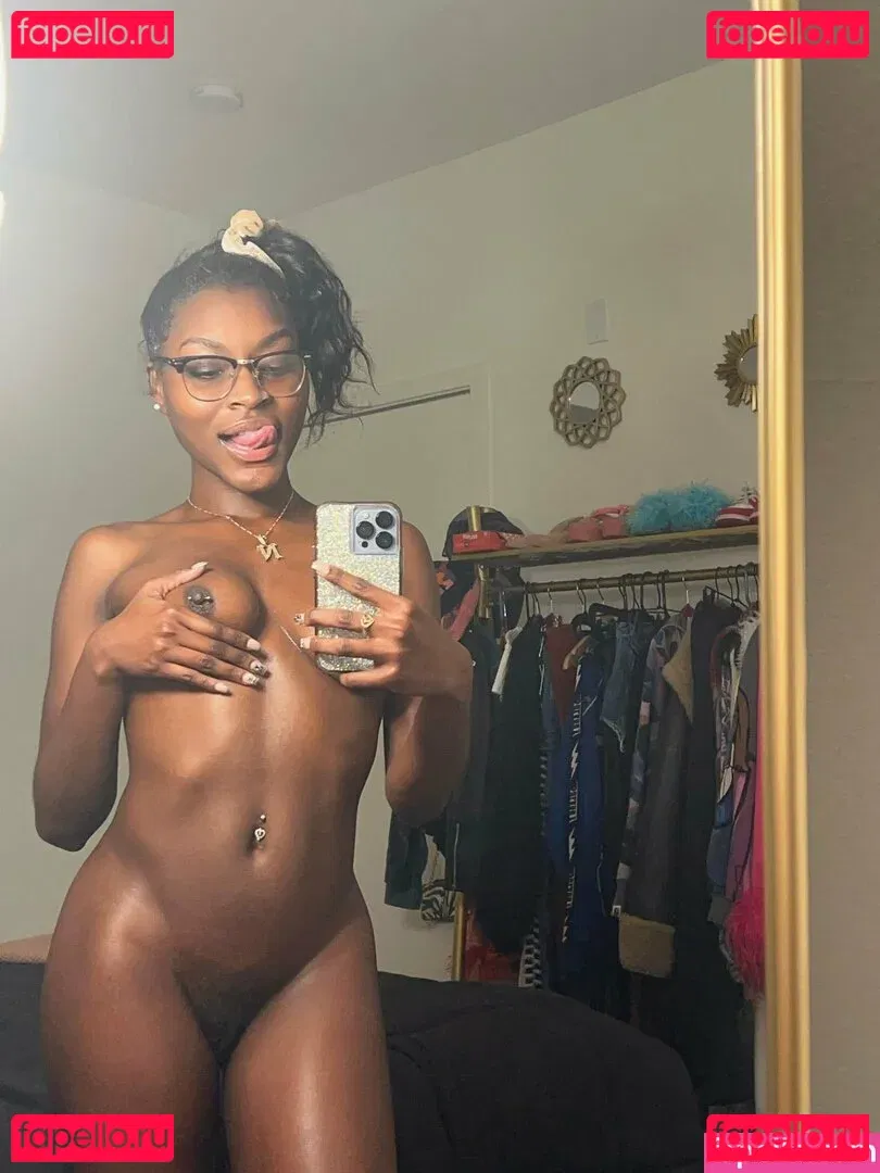 juiicyyyfruit Onlyfans Photo Gallery 