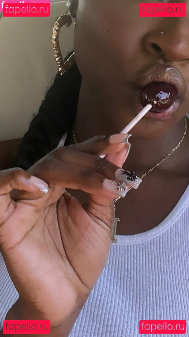 juiicyyyfruit Onlyfans Photo Gallery 