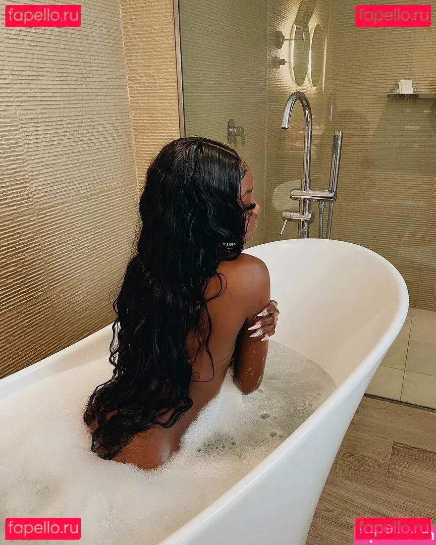 juiicyyyfruit Onlyfans Photo Gallery 