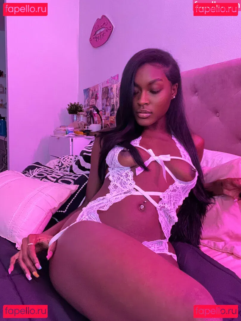 juiicyyyfruit Onlyfans Photo Gallery 