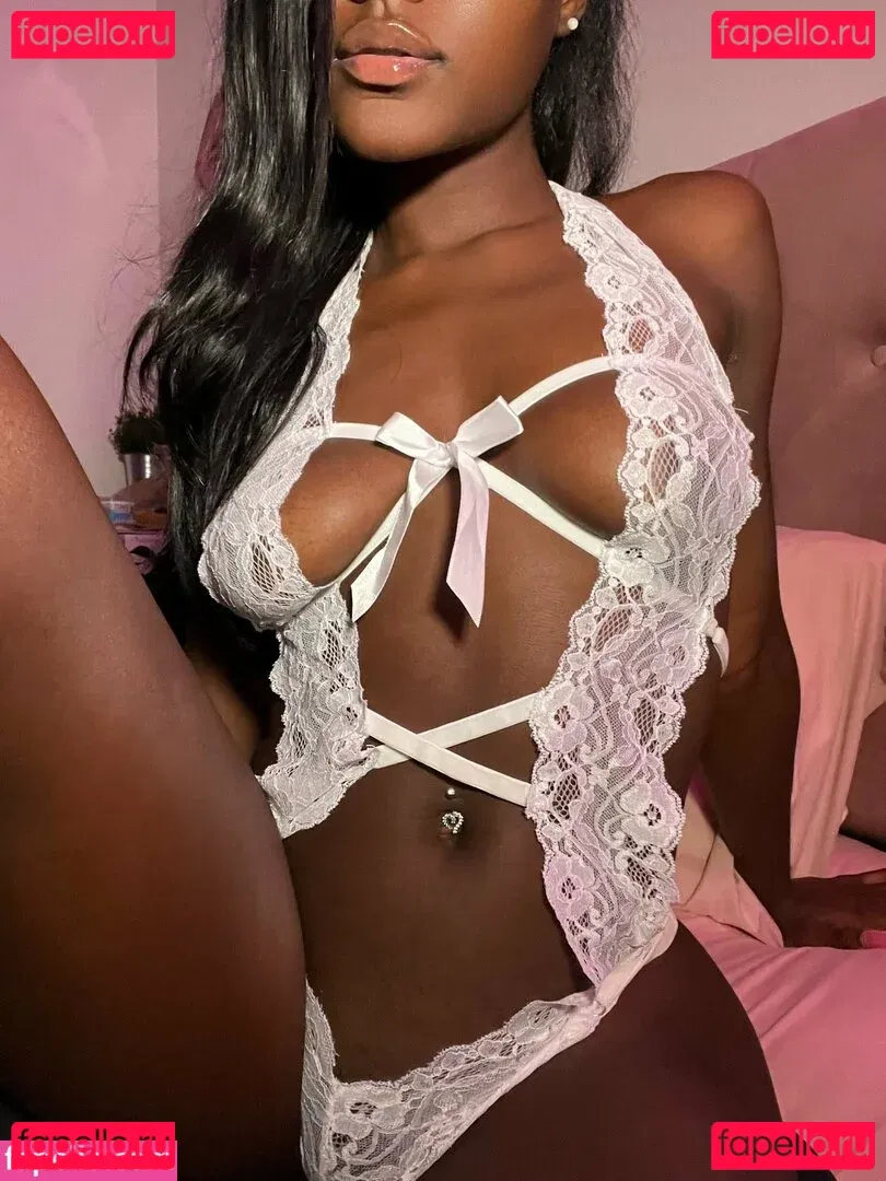 juiicyyyfruit Onlyfans Photo Gallery 