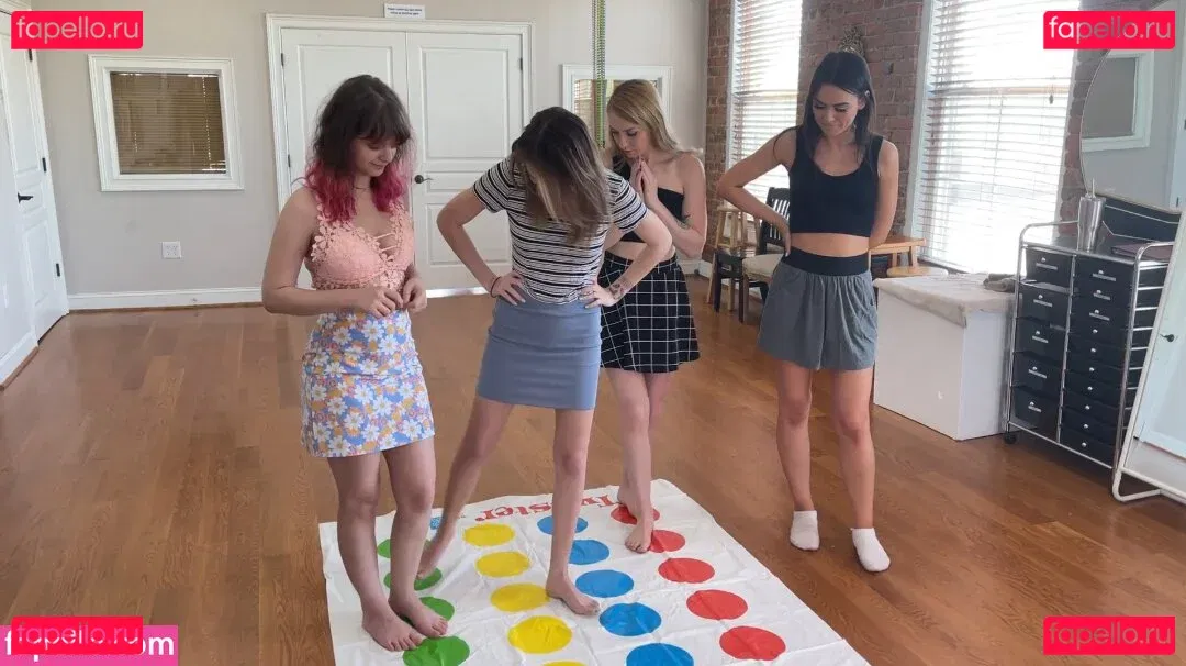 Girlswillbegirlsclub Onlyfans Photo Gallery 