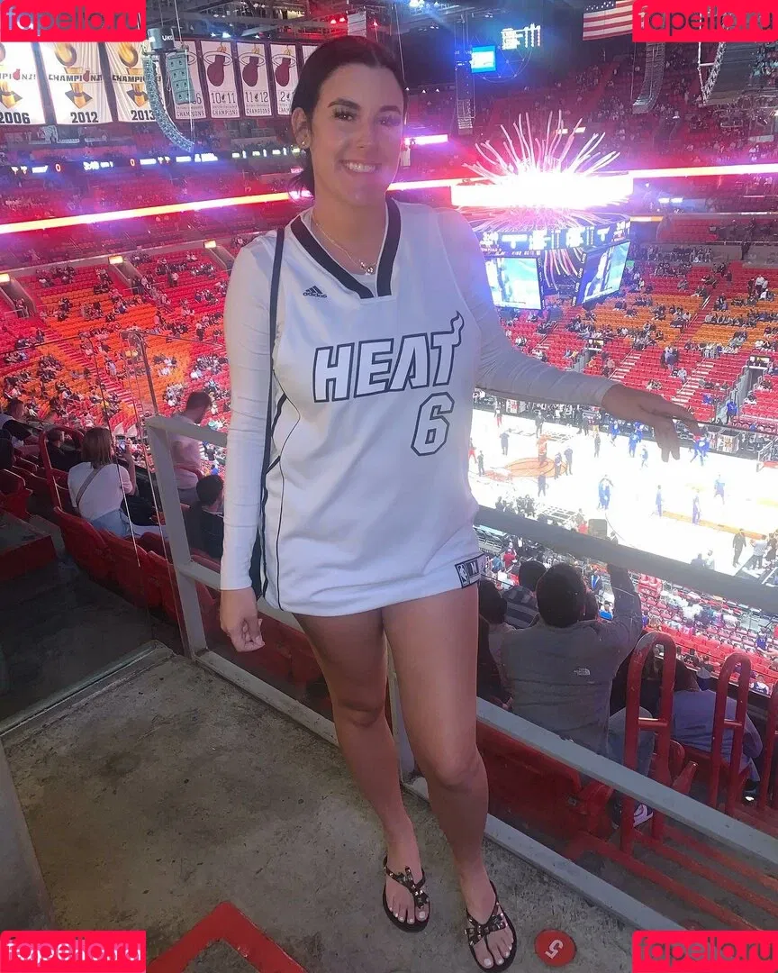 Lizzy Rae Onlyfans Photo Gallery 