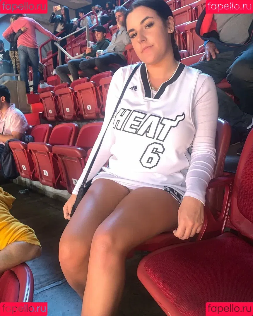 Lizzy Rae Onlyfans Photo Gallery 