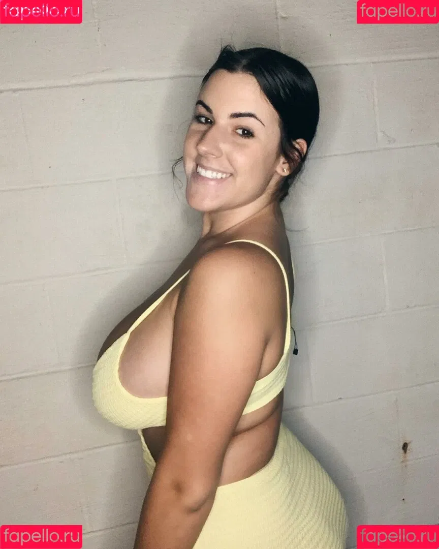 Lizzy Rae Onlyfans Photo Gallery 
