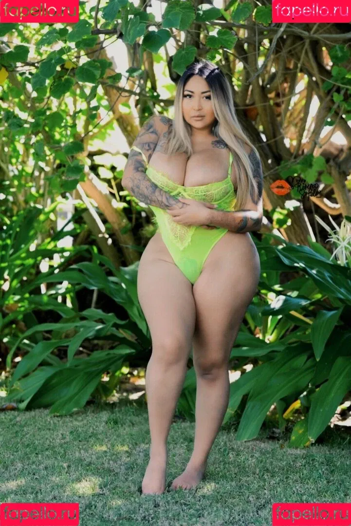 Nikki Sotelo Onlyfans Photo Gallery 