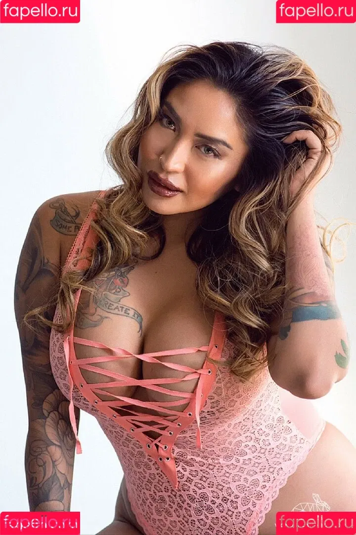 Nikki Sotelo Onlyfans Photo Gallery 