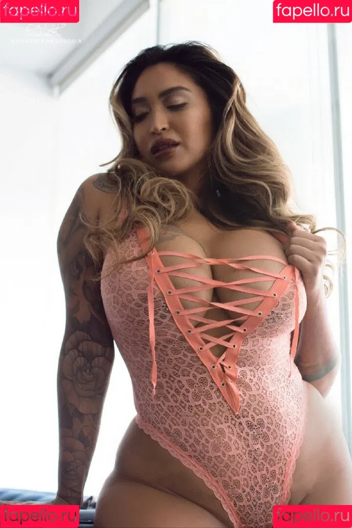 Nikki Sotelo Onlyfans Photo Gallery 