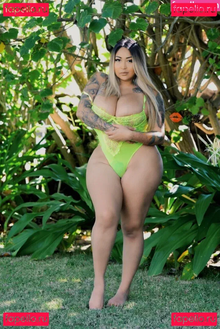 Nikki Sotelo Onlyfans Photo Gallery 