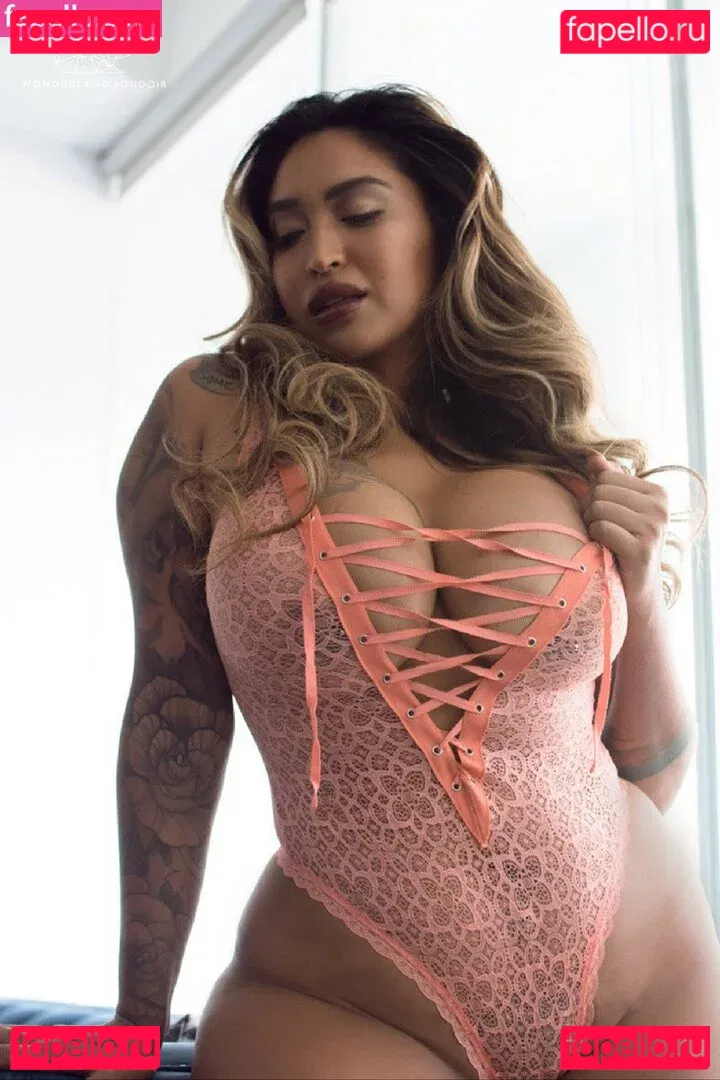 Nikki Sotelo Onlyfans Photo Gallery 