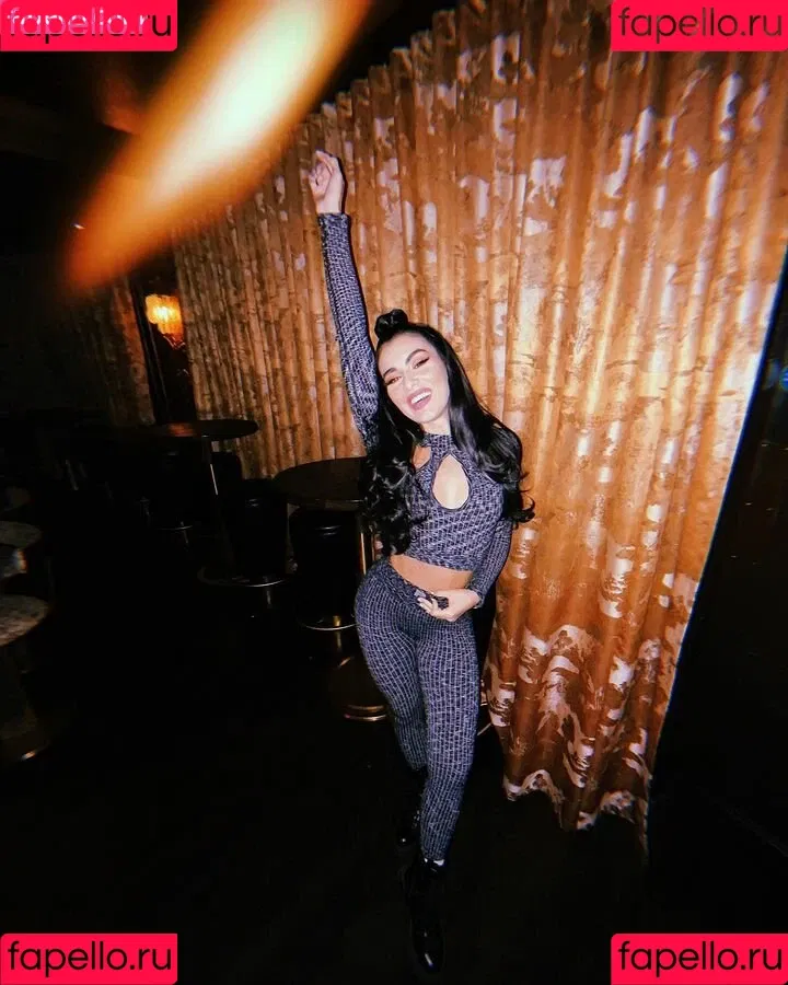 Aida Blanco Onlyfans Photo Gallery 