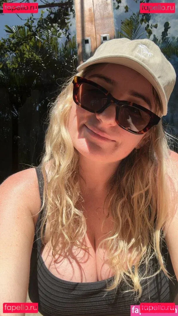 B Rookrlambert Onlyfans Photo Gallery 