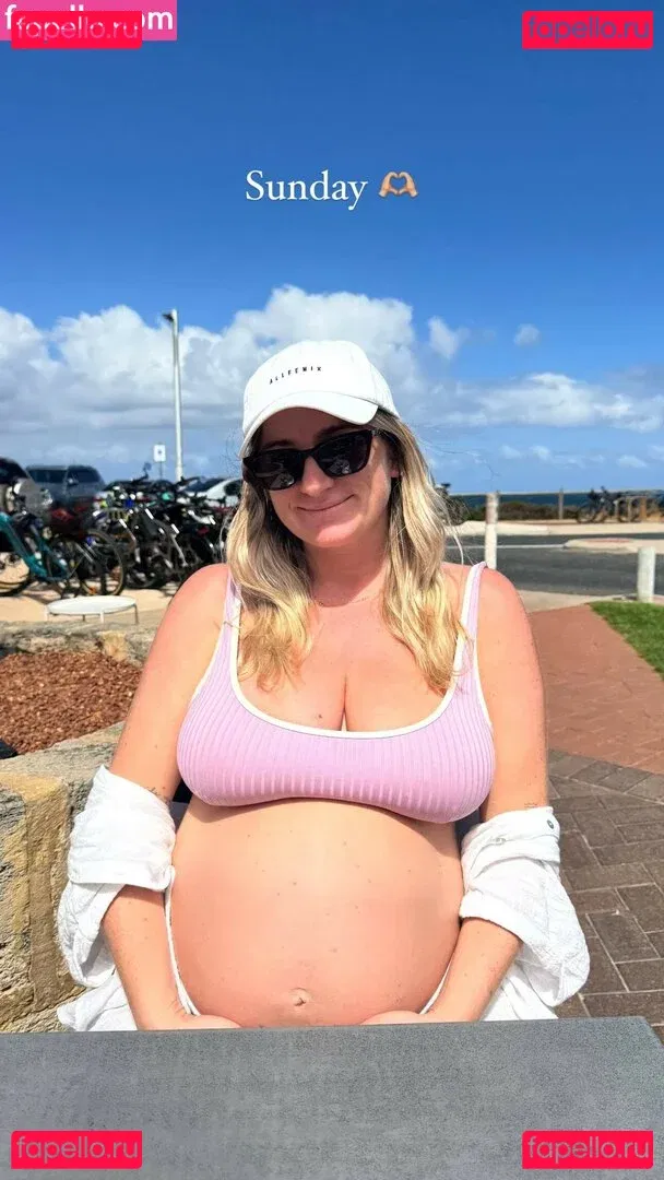 B Rookrlambert Onlyfans Photo Gallery 