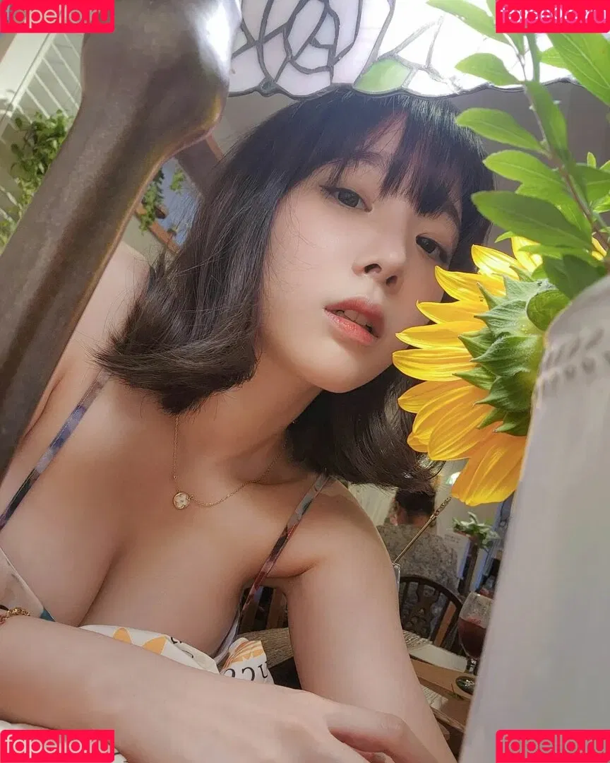 Kang Inkyung Onlyfans Photo Gallery 