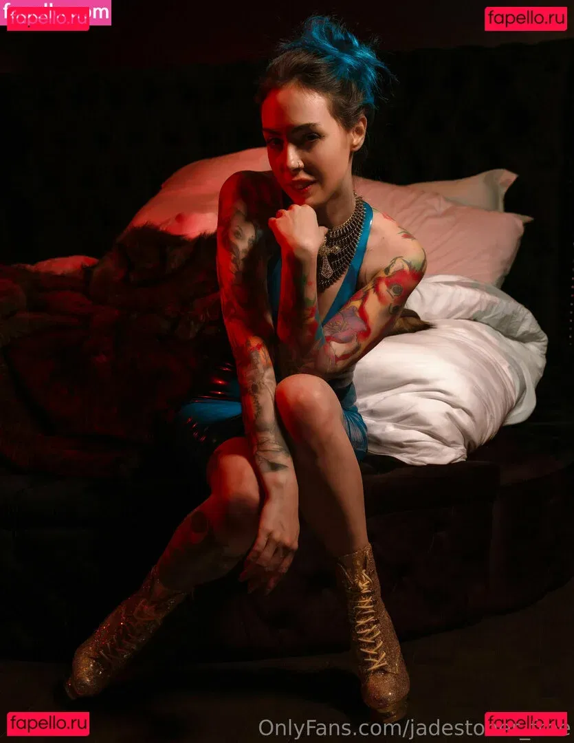 jadestoner_free Onlyfans Photo Gallery 