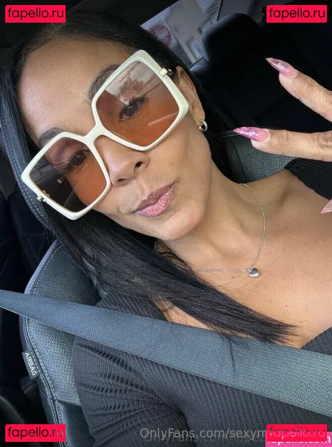 sexymama2626 Onlyfans Photo Gallery 