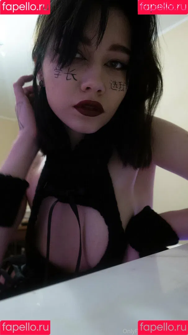 arina_gpo Onlyfans Photo Gallery 