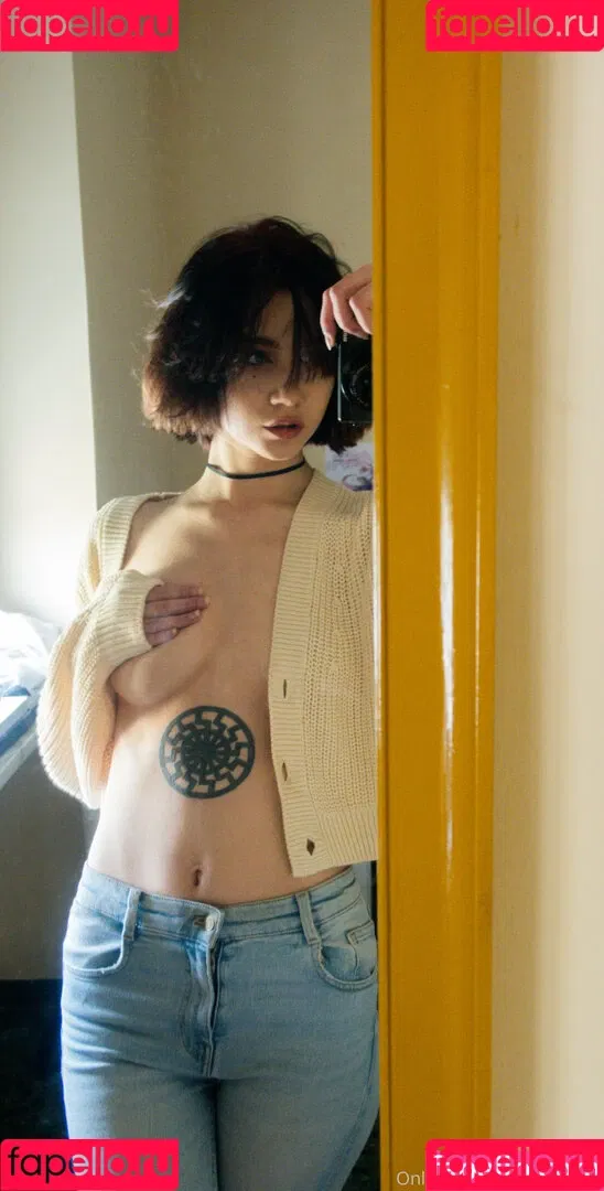 arina_gpo Onlyfans Photo Gallery 