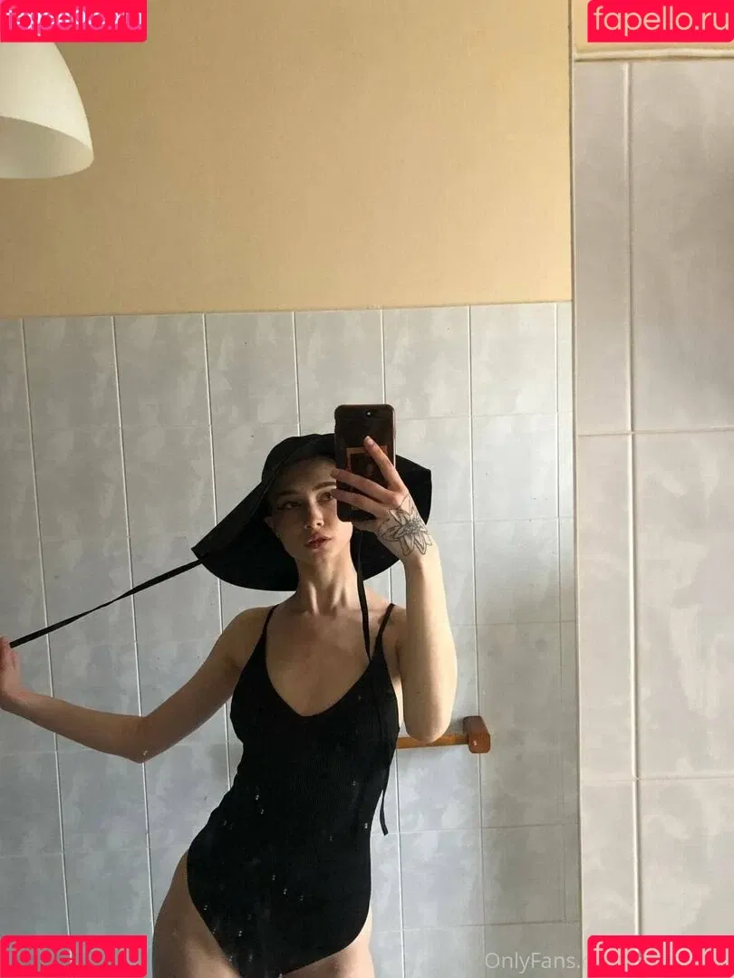 arina_gpo Onlyfans Photo Gallery 