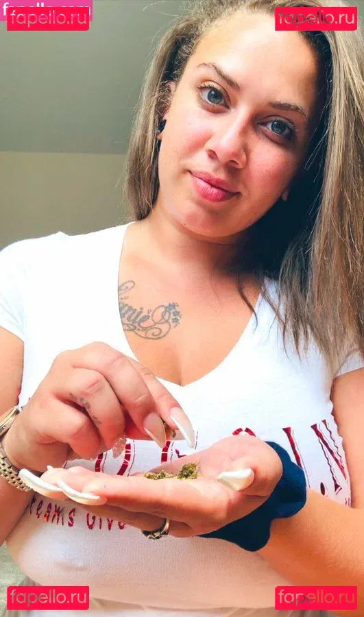 Goddess Dystopia Onlyfans Photo Gallery 