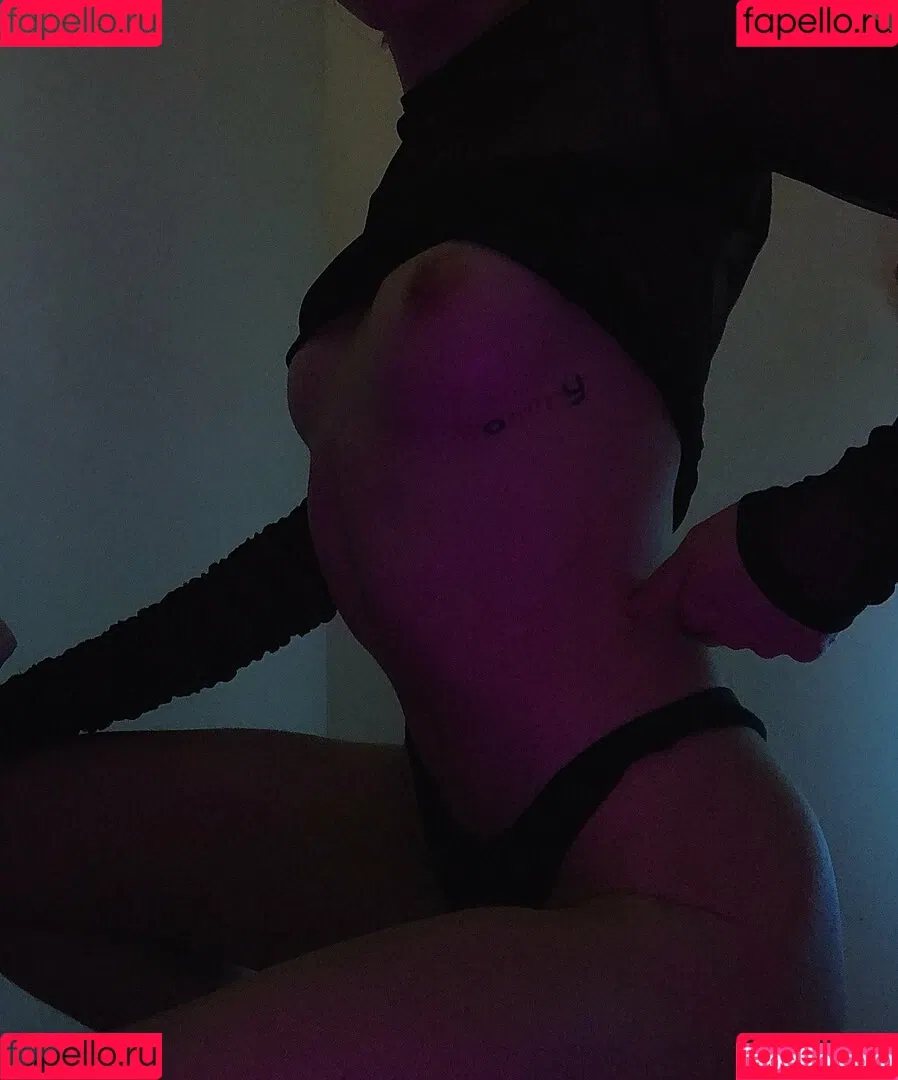 lilbiii Onlyfans Photo Gallery 