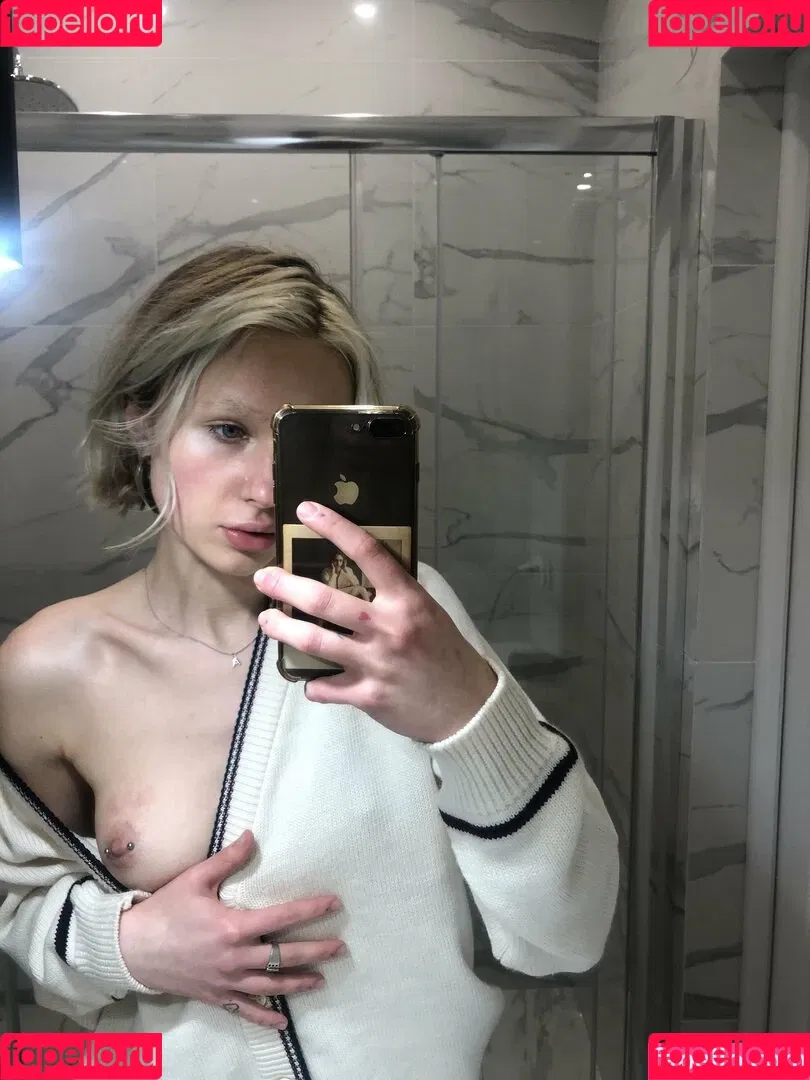 lilbiii Onlyfans Photo Gallery 