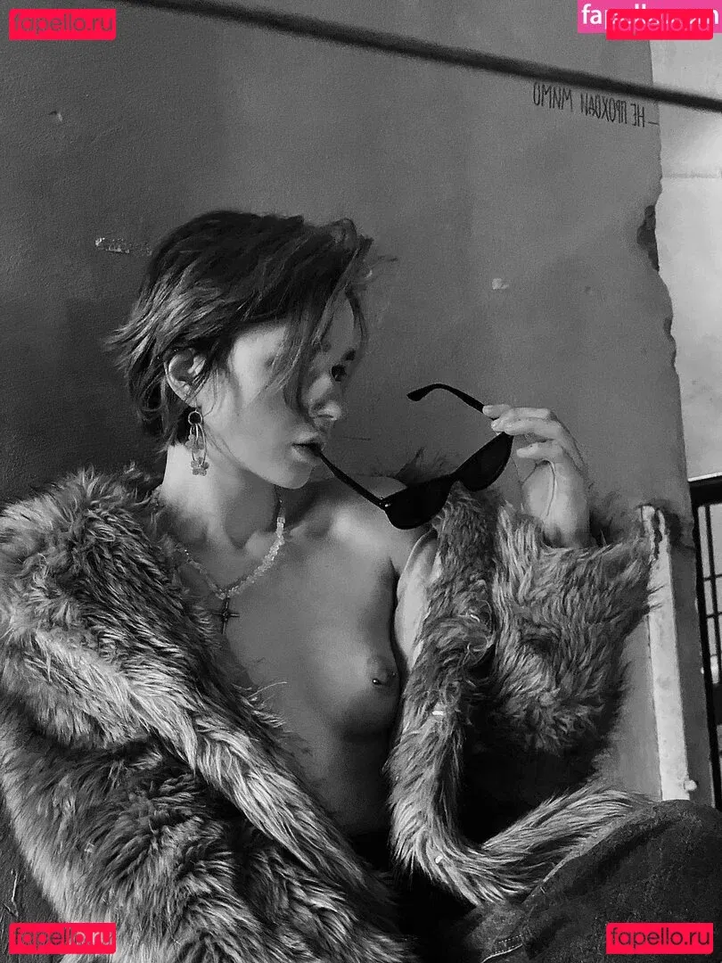 lilbiii Onlyfans Photo Gallery 