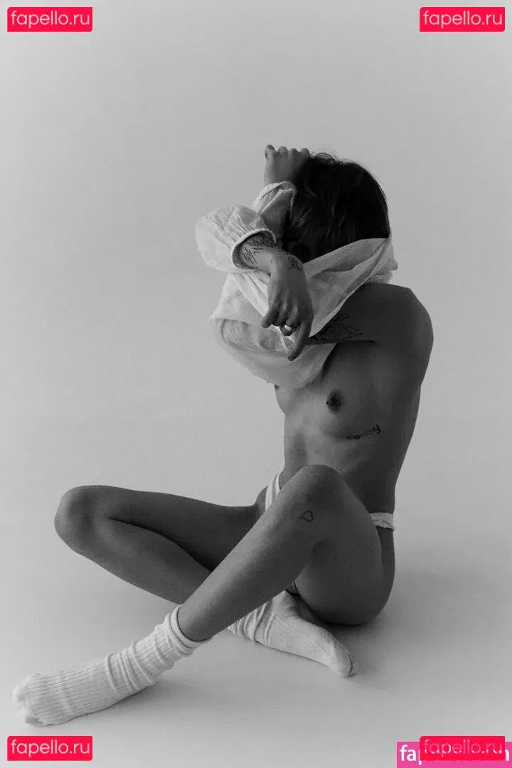 lilbiii Onlyfans Photo Gallery 