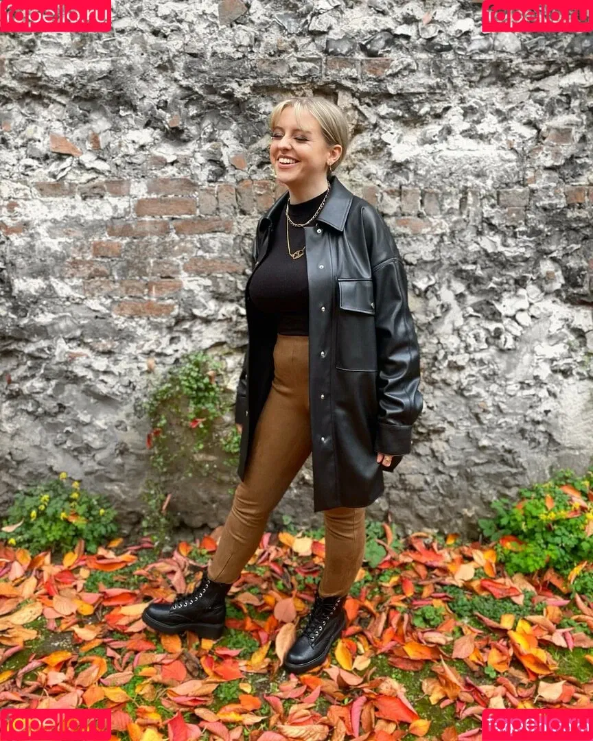 Amber R Brightman Onlyfans Photo Gallery 