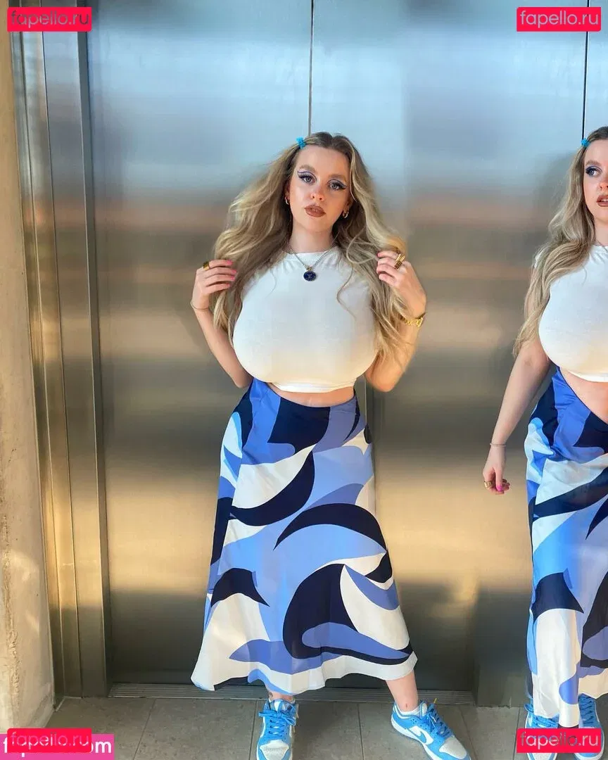 Amber R Brightman Onlyfans Photo Gallery 