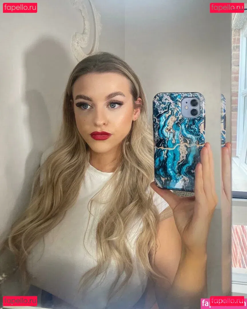 Amber R Brightman Onlyfans Photo Gallery 