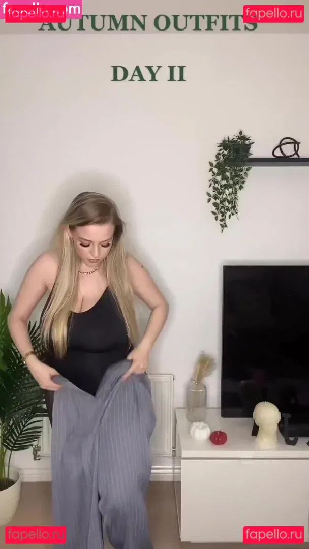 Amber R Brightman Onlyfans Photo Gallery 